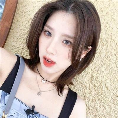 带子狼 在那双小手中